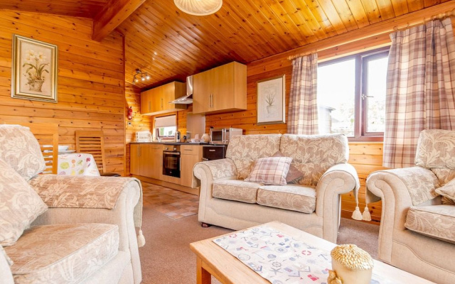 Hawthorne Lodge