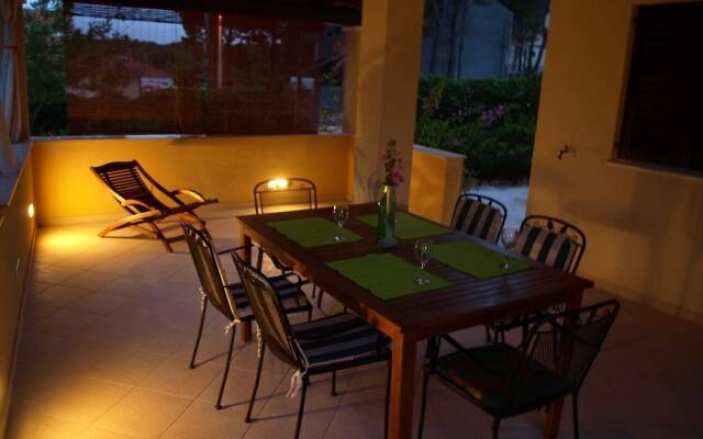 Apartments Mimose