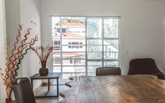 The Rock House Hostel - Adults Only