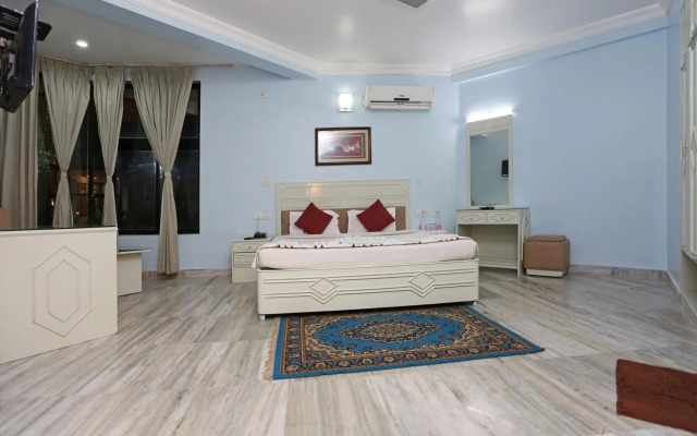 Hotel Niladri Premium