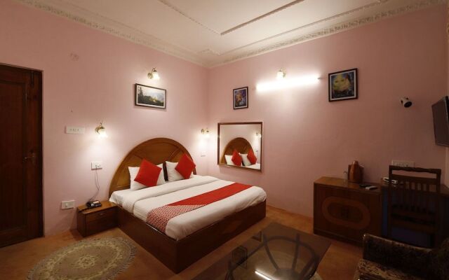 OYO 14534 Hotel Oakwood