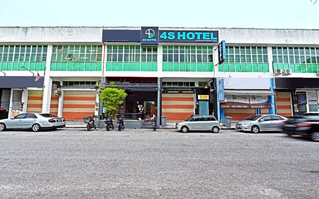 4S Hotel