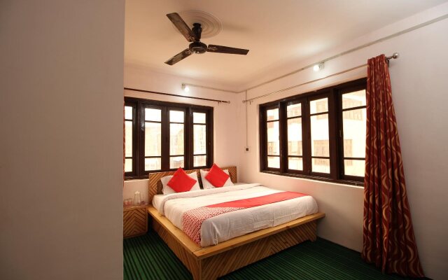 Shawl Gh By OYO Rooms