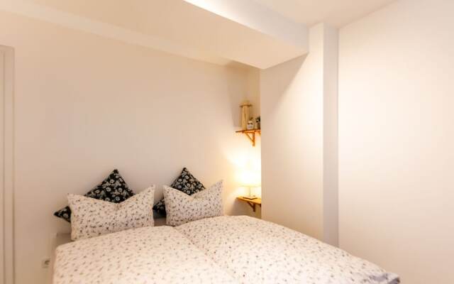 Elegant Apartment in Naumburg With Terrace