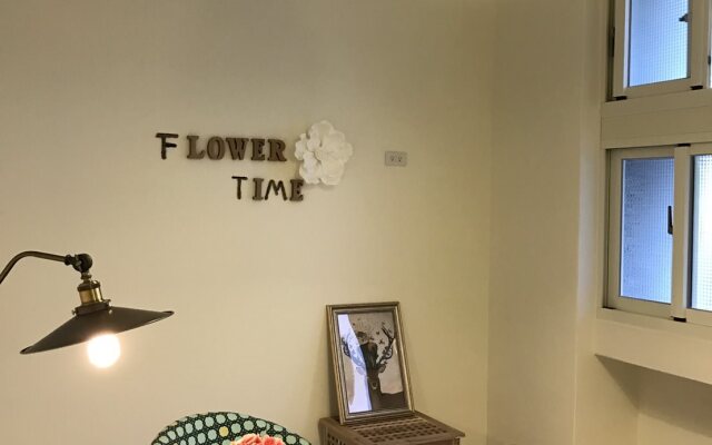 Flower Time Homestay
