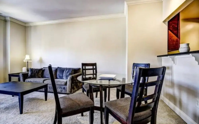 Fantastic 2 bedrooms apt. Harbor