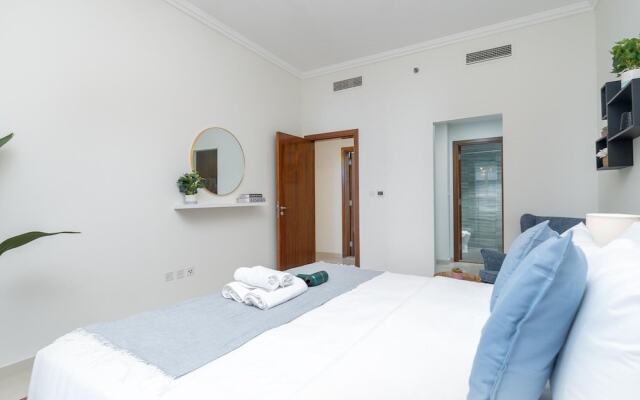 2bed Chic Apt Burj Khalifa Gym/pool by Belvilla