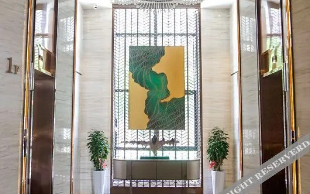 Qianlong Hotel