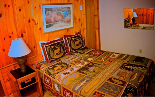 Adirondack Diamont Point Lodge