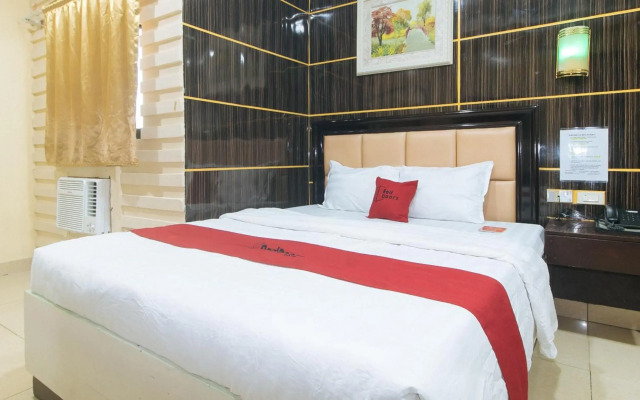 RedDoorz @ Winter Hotel Araneta