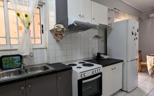 Central Apartment in Agios Konstantinos