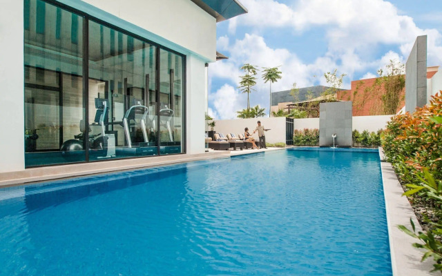 Seda Abreeza - Newly Renovated