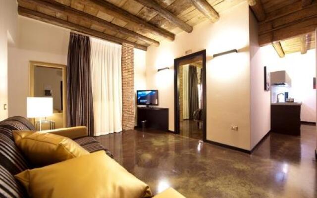 Villa Solaris Hotel & Residence