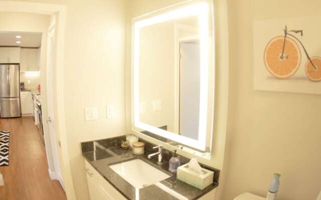 Kasa Mountain View Apartments