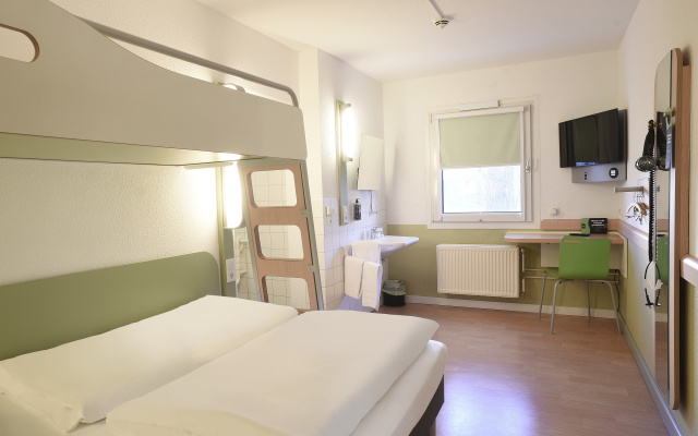 B&B HOTEL Rostock-Broderstorf