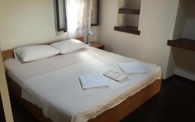 Boutique House Djaki