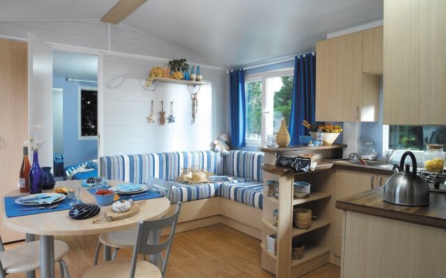 Kawan Village Camping Club Lac de Bouzey