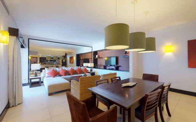 Aldea Thai 221 By Lockey