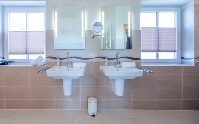 Exclusively furnished 5-star holiday home near the beach.