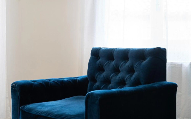 Spacious & Artistic Retro 2 Bedrooms Apt + SAUNA