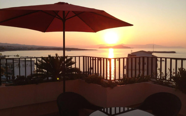 Candia Hotel