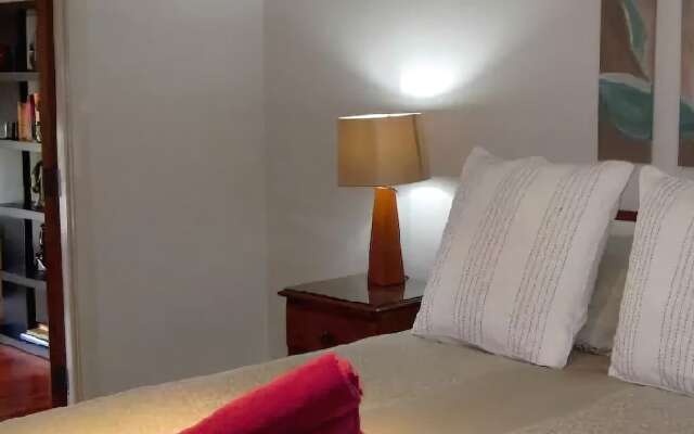 Sea Eagle Manor