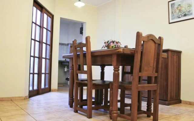 Colon Hotel y Apart