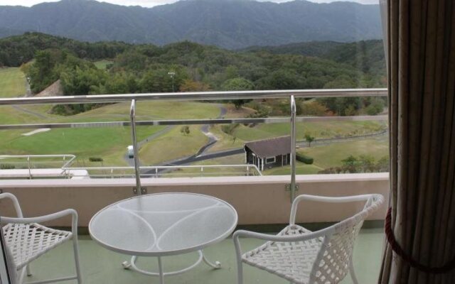 Lake Forest Resort