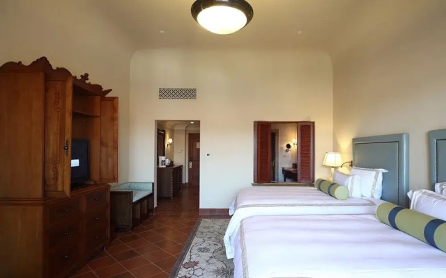 Mayland Resort