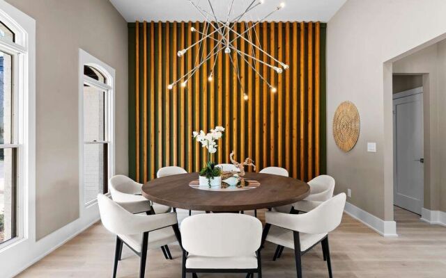 Salience Path W/heated Pool & Game Room