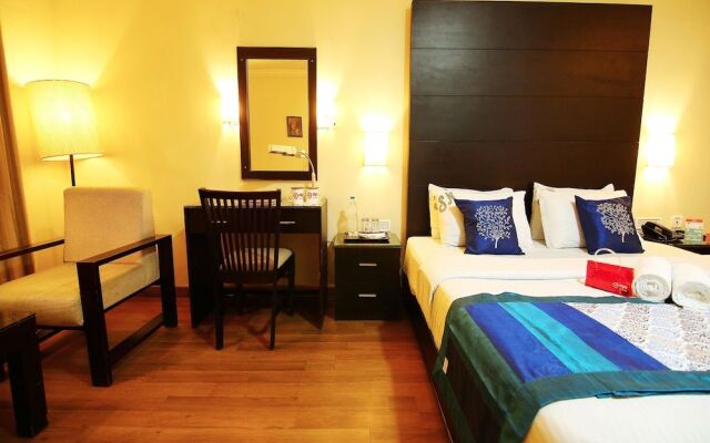 OYO 2159 Hotel SN Sujatha Inn