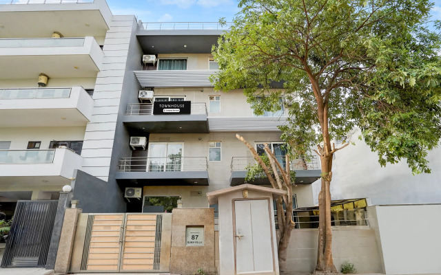 Super Townhouse Sector 53 Golf Course Road