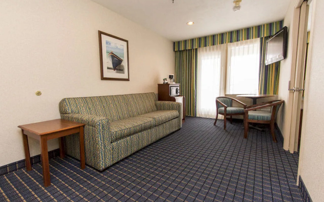 Cedar Point's Sandcastle Suites