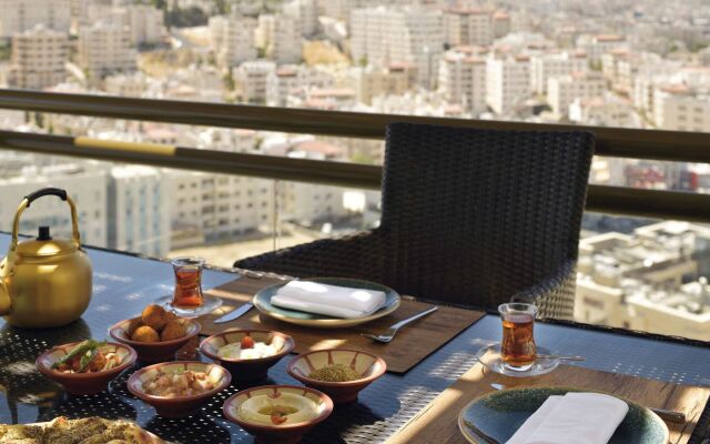 Movenpick Hotel Amman (ex Holiday Inn Amman)