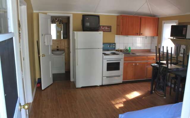 Alton Lodges