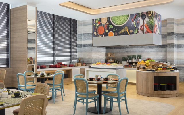 Hilton Garden Inn Jakarta Taman Palem