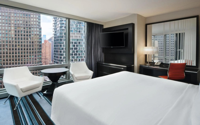 Courtyard by Marriott New York Manhattan / Central Park