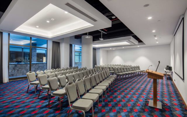 Hampton by Hilton Izmir Aliaga