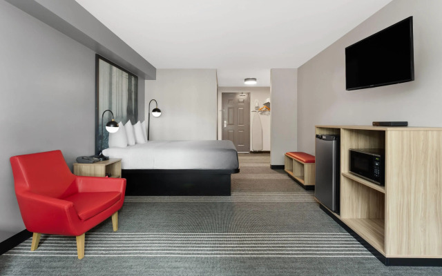 Super 8 by Wyndham Sault Ste Marie On