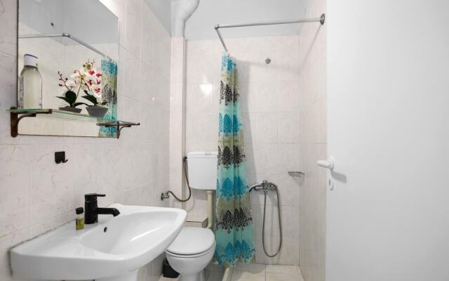 Sun Beach Apartments in Chania 10 & 13