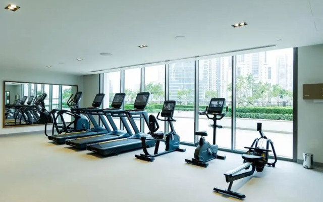 Burj Crown Lux Apartment by Dubai Mall