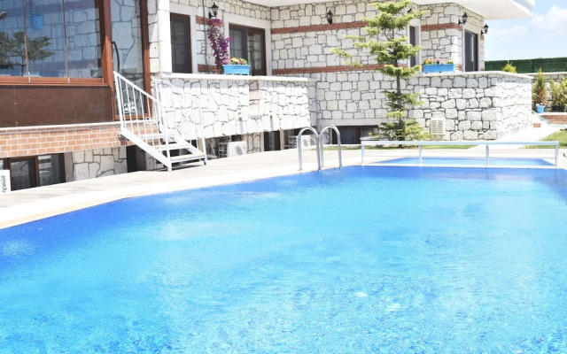 Aksu Otel Alacati
