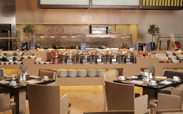 Gefinor Rotana Hotel