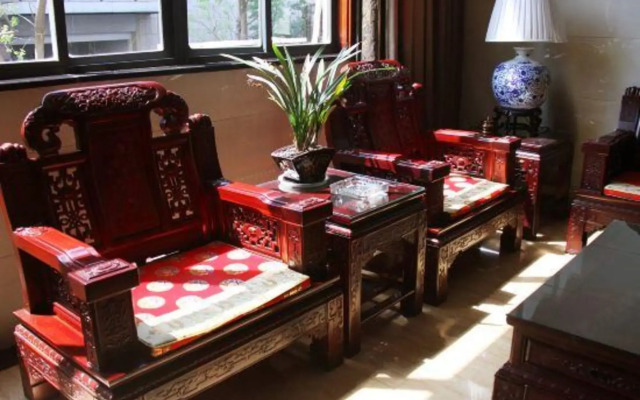 Xuancheng Shuimo Jingting Business Hotel