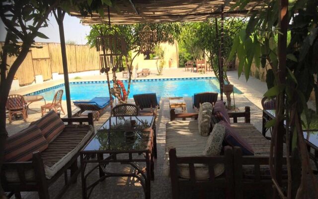 Nile Compound Hotel