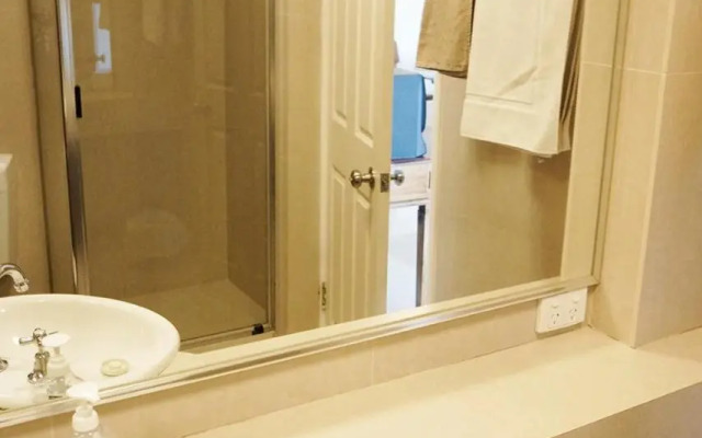 Studio 3 - ground floor Fremantle apartment