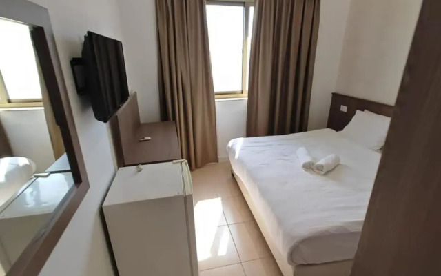 New Metropole Hotel
