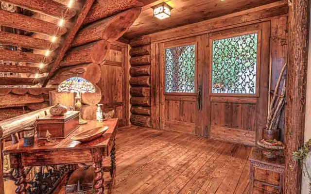 Forge Lake Lodge in Topton