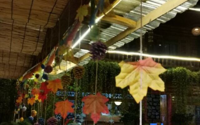 Qiuniang House Lugu Lake