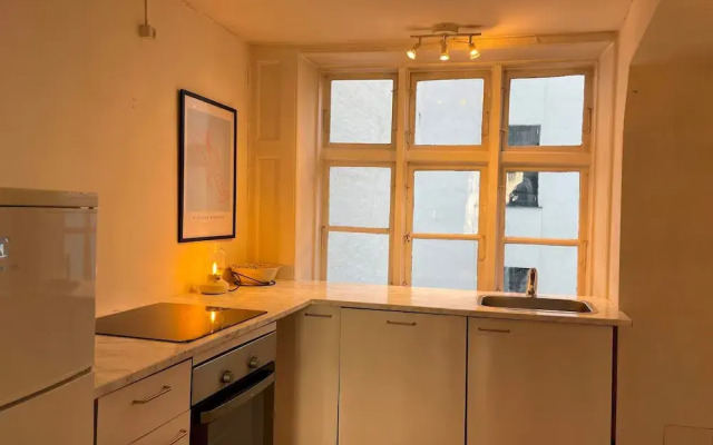 Trendy Apartment - The Marble Church Views
